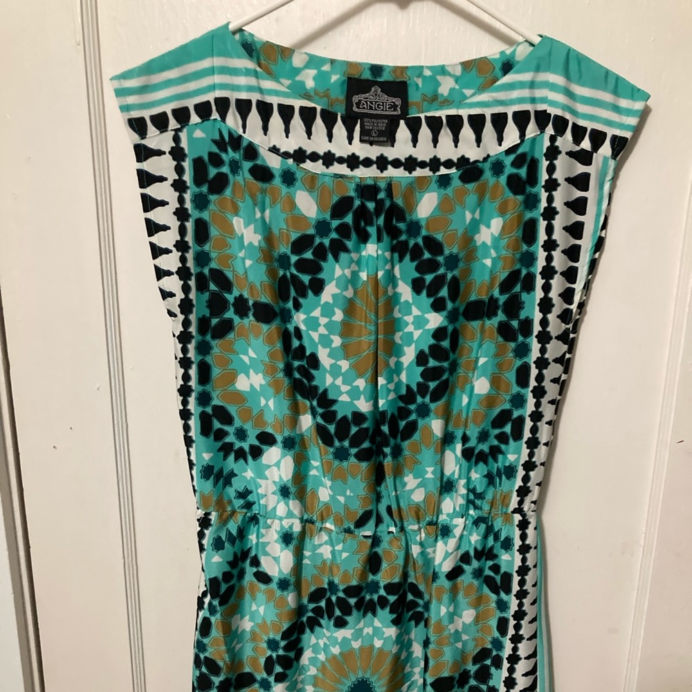 Gorgeous scarf print dress.  NWOT.